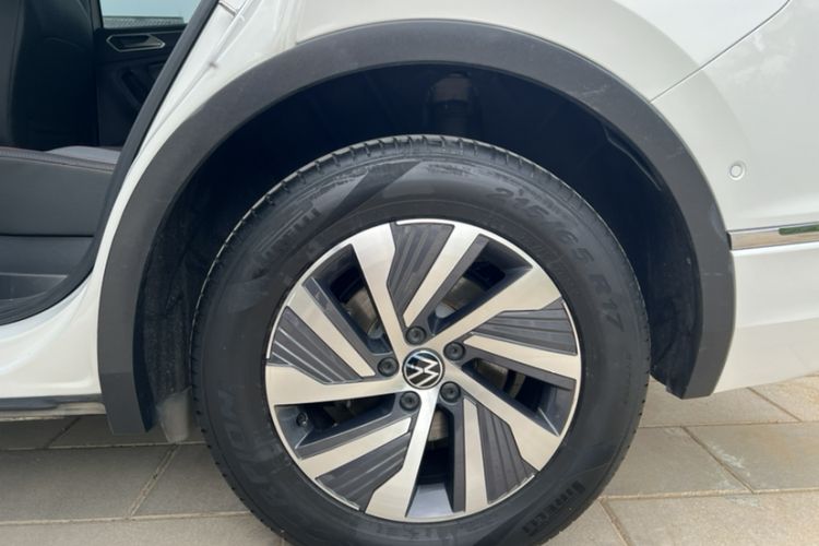 Used Volkswagen Tiguan L New Energy 2022 430 PHEV Plug-in Hybrid Prestige Edition Exterior 7