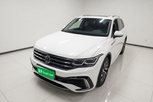 Volkswagen Tiguan L New Energy 2022 430 PHEV Plug-in Hybrid Flagship Edition مستعملة