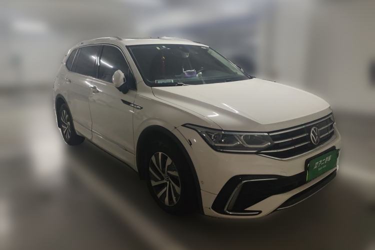 Used Volkswagen Tiguan L New Energy 2022 430 PHEV Plug-in Hybrid Flagship Edition Front Right 45 Deg