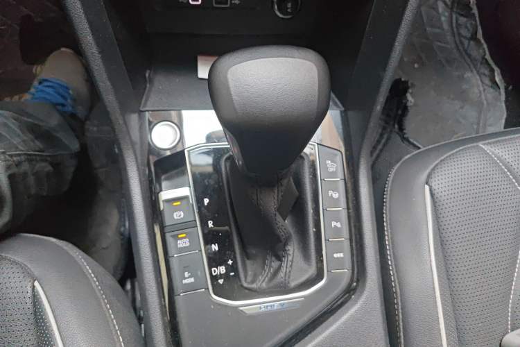 Used Volkswagen Tiguan L New Energy 2022 430 PHEV Plug-in Hybrid Prestige Edition Gear Lever