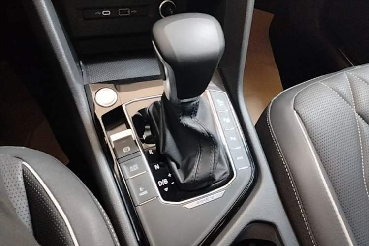 Used Volkswagen Tiguan L New Energy 2022 430 PHEV Plug-in Hybrid Prestige Edition Gear Lever