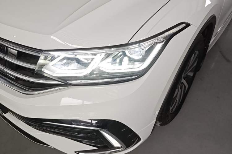 Used Volkswagen Tiguan L New Energy 2022 430 PHEV Plug-in Hybrid Flagship Edition Left Front Headlight