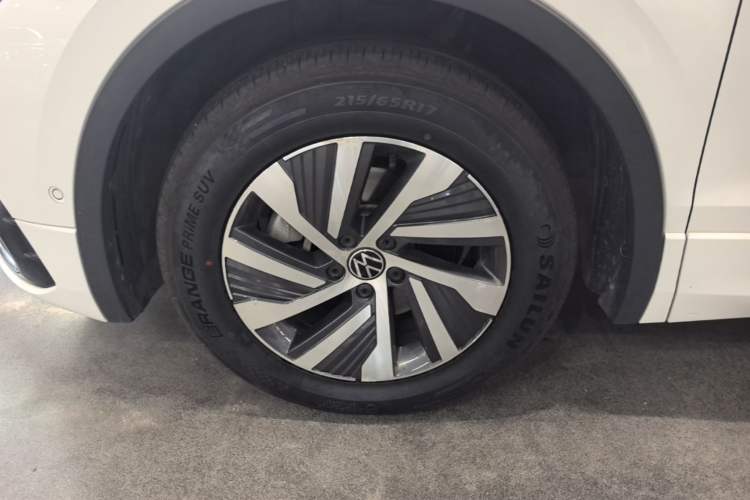Used Volkswagen Tiguan L New Energy 2022 430 PHEV Plug-in Hybrid Flagship Edition Left Front Wheel Hub