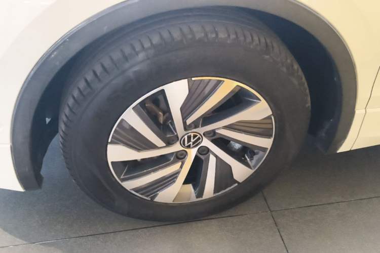 Used Volkswagen Tiguan L New Energy 2022 430 PHEV Plug-in Hybrid Flagship Edition Left Front Wheel Hub