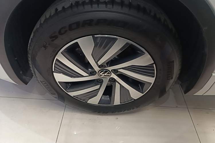Used Volkswagen Tiguan L New Energy 2022 430 PHEV Plug-in Hybrid Prestige Edition Left Front Wheel Hub