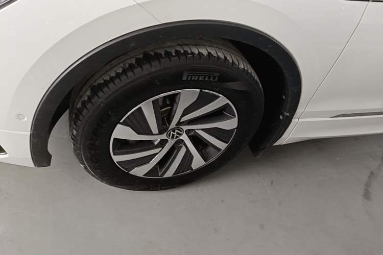 Used Volkswagen Tiguan L New Energy 2022 430 PHEV Plug-in Hybrid Flagship Edition Left Front Wheel Hub