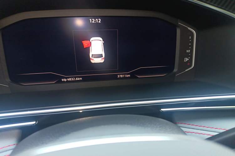 Used Volkswagen Tiguan L New Energy 2022 430 PHEV Plug-in Hybrid Flagship Edition Odometer Close Up