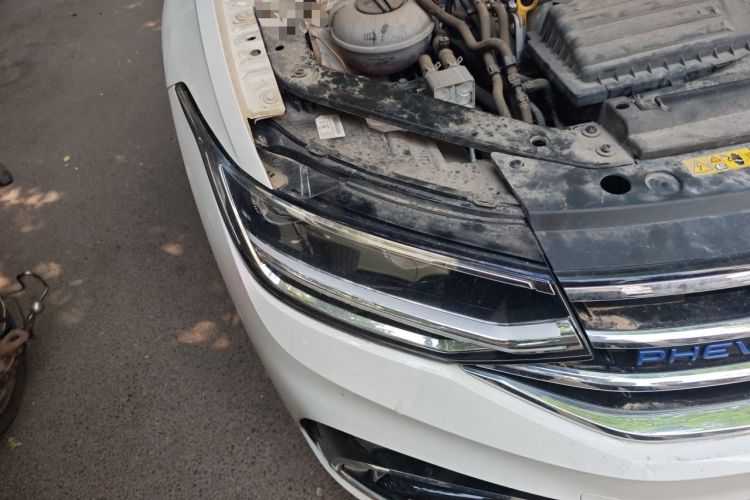 Used Volkswagen Tiguan L New Energy 2022 430 PHEV Plug-in Hybrid Prestige Edition Right Front Headlight