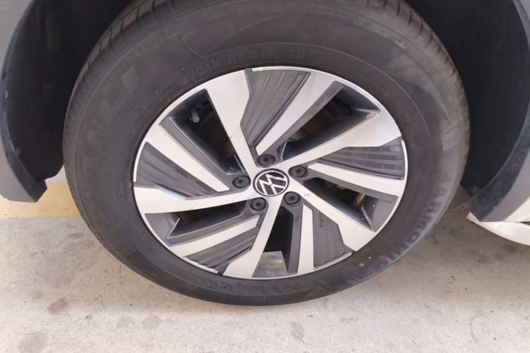 Used Volkswagen Tiguan L New Energy 2022 430 PHEV Plug-in Hybrid Prestige Edition Right Rear Wheel Hub