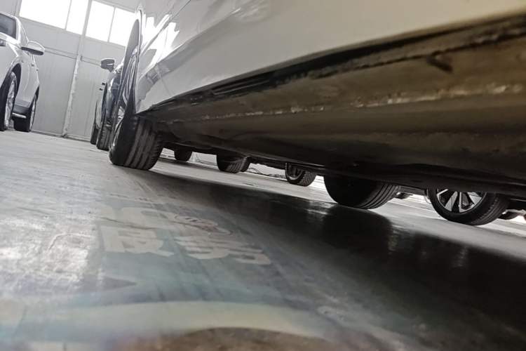 Used Volkswagen Tiguan L New Energy 2022 430 PHEV Plug-in Hybrid Flagship Edition Right Side Sill