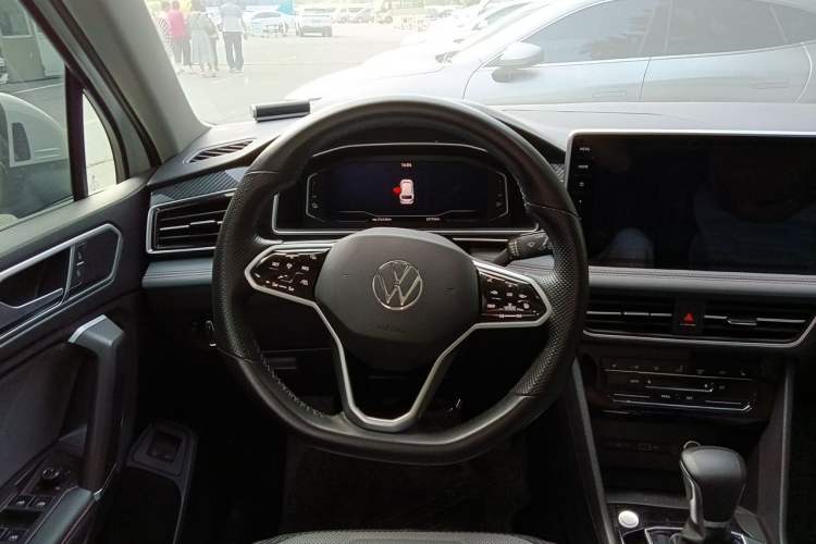 Used Volkswagen Tiguan L New Energy 2022 430 PHEV Plug-in Hybrid Flagship Edition Steering Wheel