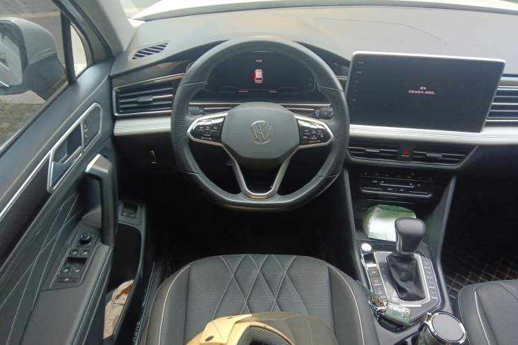 Used Volkswagen Tiguan L New Energy 2022 430 PHEV Plug-in Hybrid Prestige Edition Steering Wheel