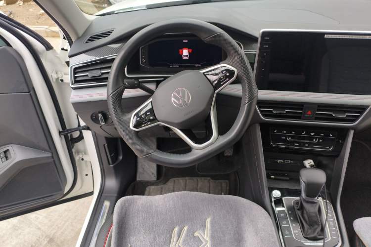 Used Volkswagen Tiguan L New Energy 2022 430 PHEV Plug-in Hybrid Flagship Edition Steering Wheel