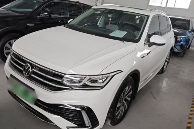 Ojetý Volkswagen Tiguan L New Energy 2022 430 PHEV Plug-in Hybrid Flagship Edition