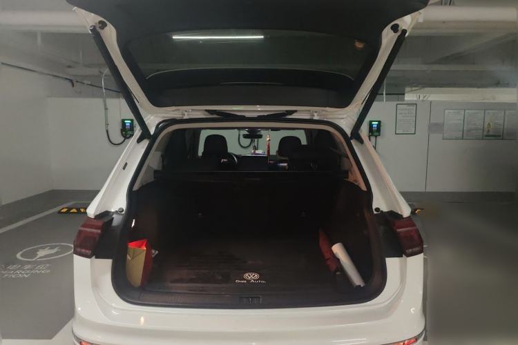 Used Volkswagen Tiguan L New Energy 2022 430 PHEV Plug-in Hybrid Flagship Edition Trunk