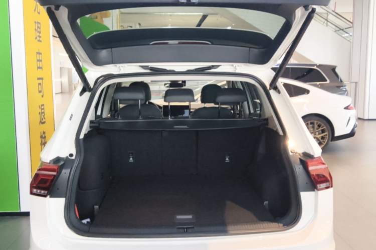 Used Volkswagen Tiguan L New Energy 2022 430 PHEV Plug-in Hybrid Flagship Edition Trunk