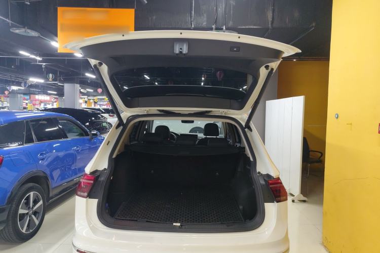 Used Volkswagen Tiguan L New Energy 2022 430 PHEV Plug-in Hybrid Flagship Edition Trunk