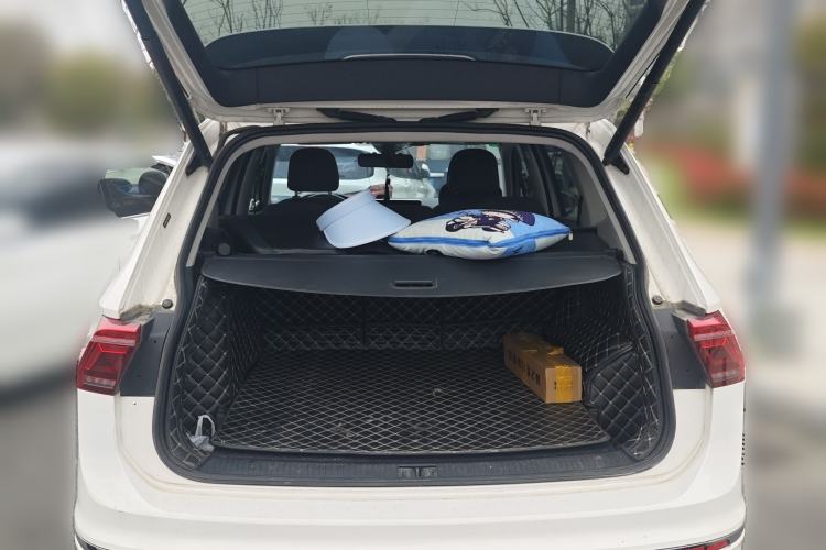 Used Volkswagen Tiguan L New Energy 2022 430 PHEV Plug-in Hybrid Flagship Edition Trunk