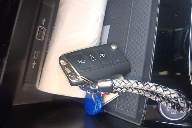 Used Volkswagen Tiguan L New Energy 2022 430 PHEV Plug-in Hybrid Flagship Edition Vehicle Key