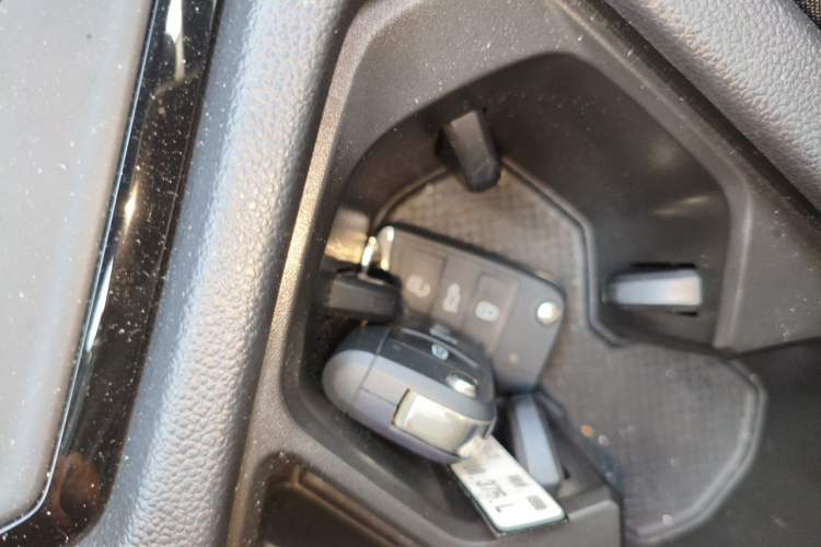 Used Volkswagen Tiguan L New Energy 2022 430 PHEV Plug-in Hybrid Flagship Edition Vehicle Key