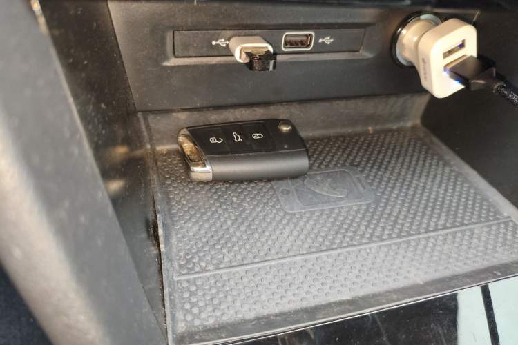 Used Volkswagen Tiguan L New Energy 2022 430 PHEV Plug-in Hybrid Flagship Edition Vehicle Key