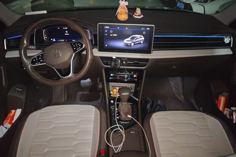 Used Volkswagen Tiguan L New Energy 2023 430 PHEV Plug-in Hybrid Flagship Edition Center Console