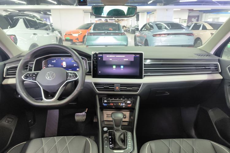 Used Volkswagen Tiguan L New Energy 2023 430 PHEV Plug-in Hybrid Prestige Edition Center Console