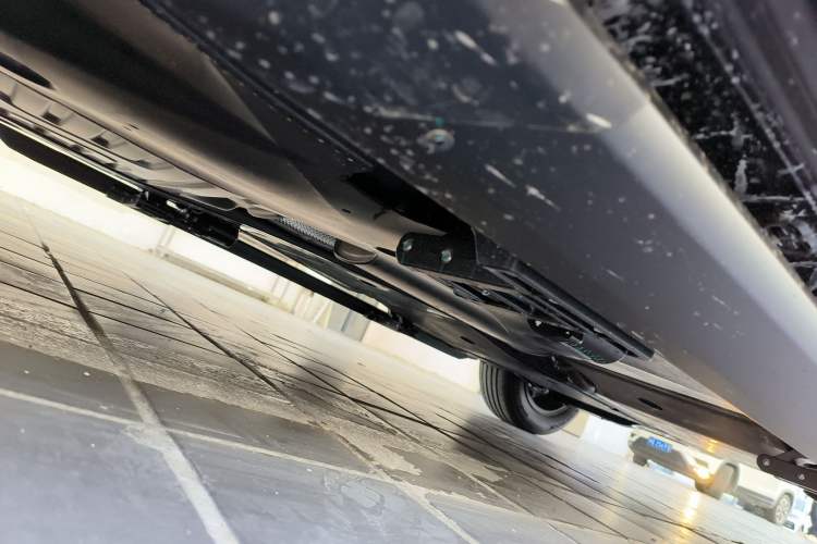 Used Volkswagen Tiguan L New Energy 2023 430 PHEV Plug-in Hybrid Prestige Edition Chassis Front Left