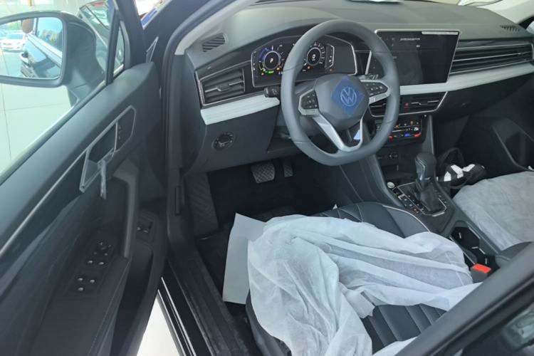 Used Volkswagen Tiguan L New Energy 2023 430 PHEV Plug-in Hybrid Prestige Edition Driver Seat