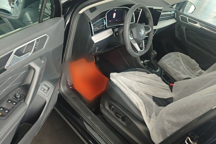 Used Volkswagen Tiguan L New Energy 2023 430 PHEV Plug-in Hybrid Prestige Edition Driver Seat