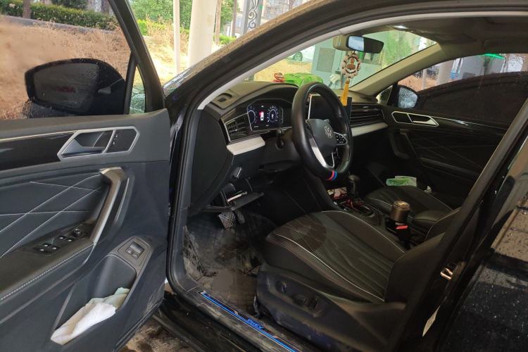 Used Volkswagen Tiguan L New Energy 2023 430 PHEV Plug-in Hybrid Prestige Edition Driver Seat