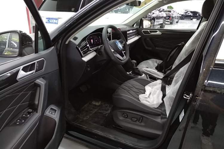 Used Volkswagen Tiguan L New Energy 2023 430 PHEV Plug-in Hybrid Prestige Edition Driver Seat