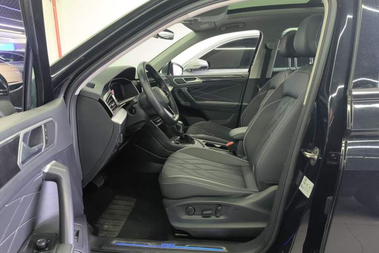 Used Volkswagen Tiguan L New Energy 2023 430 PHEV Plug-in Hybrid Prestige Edition Driver Seat