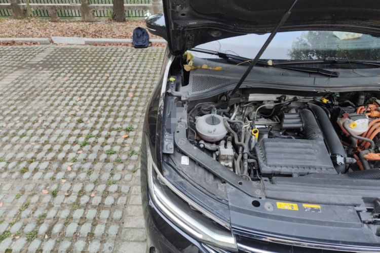 Used Volkswagen Tiguan L New Energy 2023 430 PHEV Plug-in Hybrid Prestige Edition Engine Bay Right
