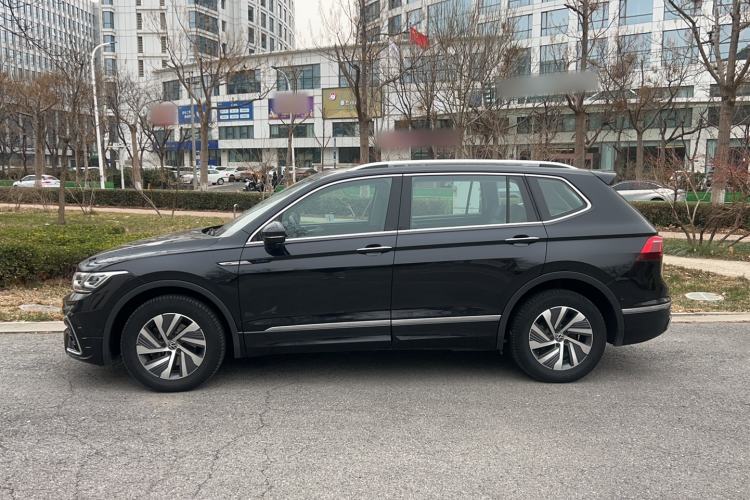 Used Volkswagen Tiguan L New Energy 2023 430 PHEV Plug-in Hybrid Flagship Edition Exterior 5