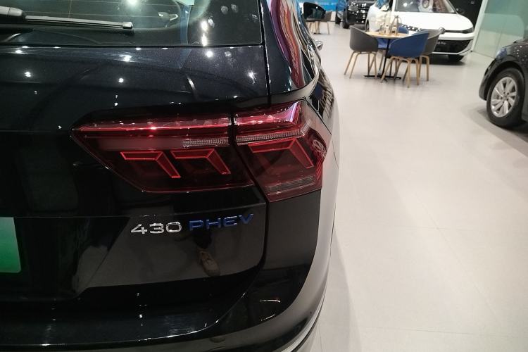 Used Volkswagen Tiguan L New Energy 2023 430 PHEV Plug-in Hybrid Prestige Edition Exterior 6