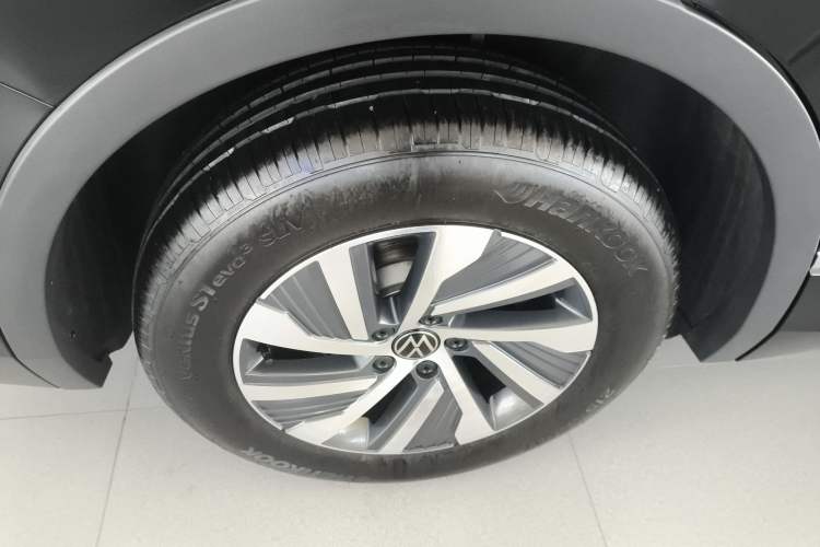 Used Volkswagen Tiguan L New Energy 2023 430 PHEV Plug-in Hybrid Prestige Edition Exterior 8