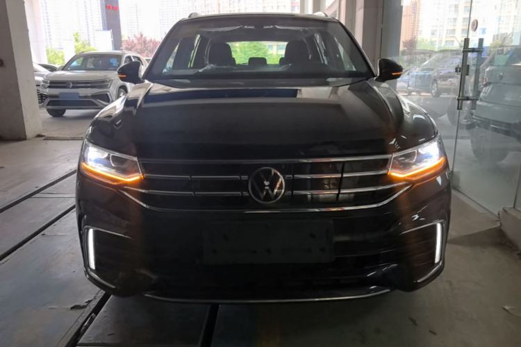 Used Volkswagen Tiguan L New Energy 2023 430 PHEV Plug-in Hybrid Prestige Edition Front