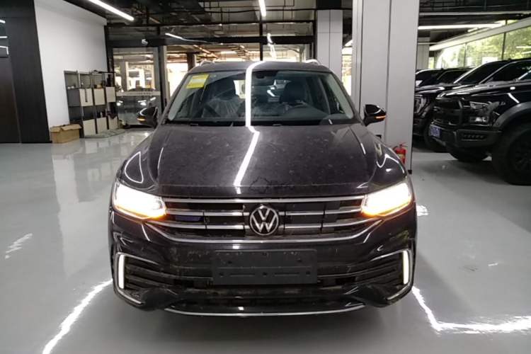 Used Volkswagen Tiguan L New Energy 2023 430 PHEV Plug-in Hybrid Prestige Edition Front