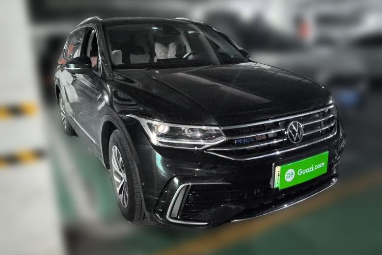 Used Volkswagen Tiguan L New Energy 2023 430 PHEV Plug-in Hybrid Prestige Edition Front Right 45 Deg