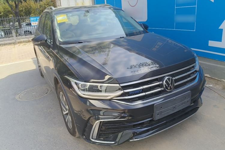 Used Volkswagen Tiguan L New Energy 2023 430 PHEV Plug-in Hybrid Prestige Edition Front Right 45 Deg