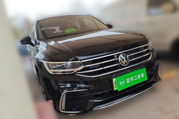 Used Volkswagen Tiguan L New Energy 2023 430 PHEV Plug-in Hybrid Prestige Edition Front Right 45 Deg