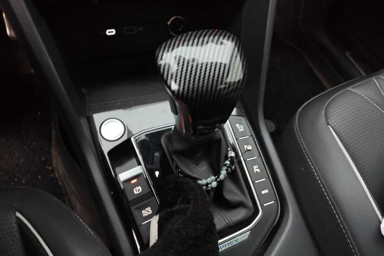 Used Volkswagen Tiguan L New Energy 2023 430 PHEV Plug-in Hybrid Prestige Edition Gear Lever