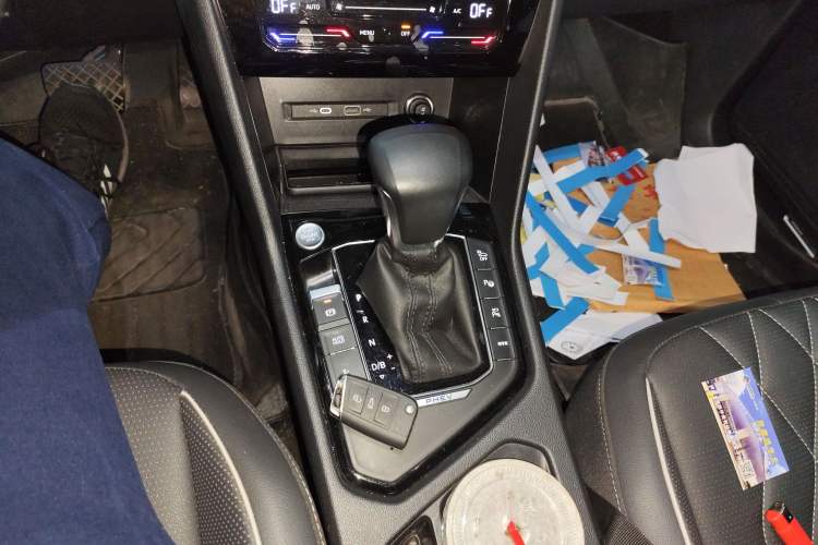 Used Volkswagen Tiguan L New Energy 2023 430 PHEV Plug-in Hybrid Prestige Edition Gear Lever