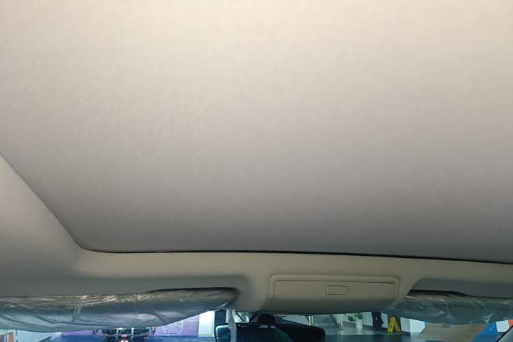 Used Volkswagen Tiguan L New Energy 2023 430 PHEV Plug-in Hybrid Prestige Edition Headliner