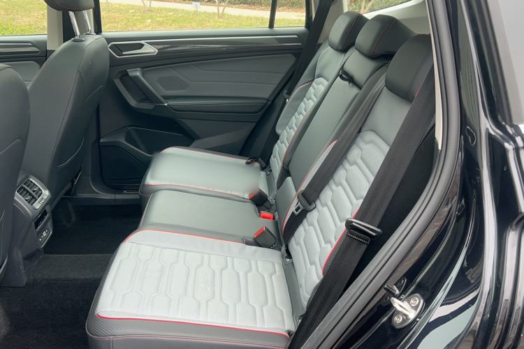 Used Volkswagen Tiguan L New Energy 2023 430 PHEV Plug-in Hybrid Flagship Edition Interior 1