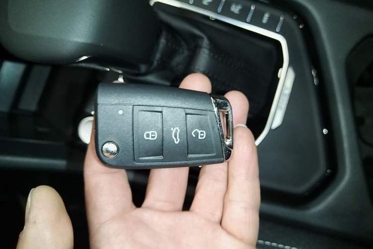 Used Volkswagen Tiguan L New Energy 2023 430 PHEV Plug-in Hybrid Prestige Edition Interior 1