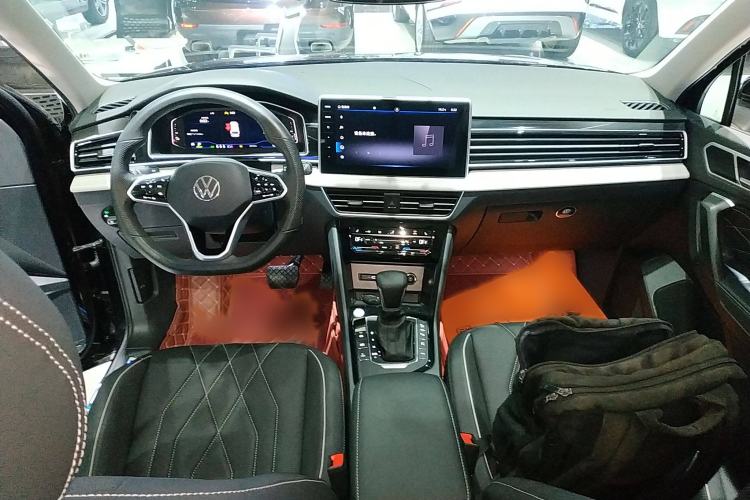 Used Volkswagen Tiguan L New Energy 2023 430 PHEV Plug-in Hybrid Prestige Edition Interior 2