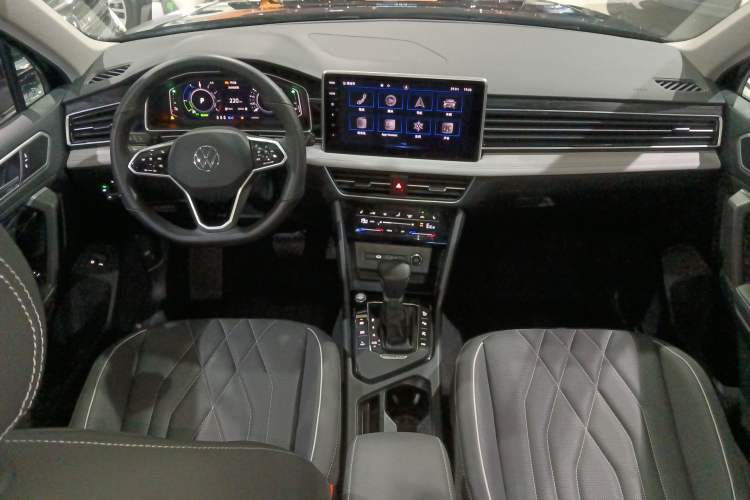 Used Volkswagen Tiguan L New Energy 2023 430 PHEV Plug-in Hybrid Prestige Edition Interior 2