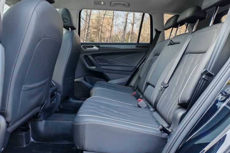 Used Volkswagen Tiguan L New Energy 2023 430 PHEV Plug-in Hybrid Prestige Edition Interior 8